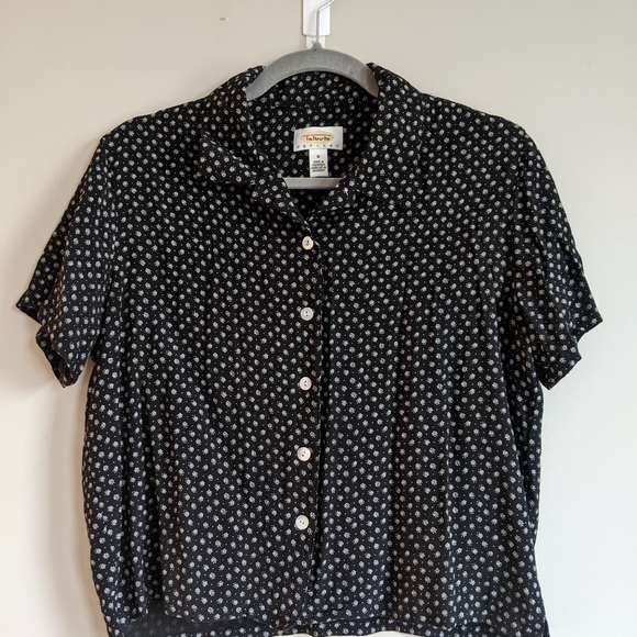 Vintage Floral Cropped Button Up - Picture 2 of 3